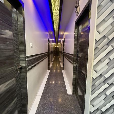 M E R I T O N Hotel T-2 Mumbai Dış mekan fotoğraf