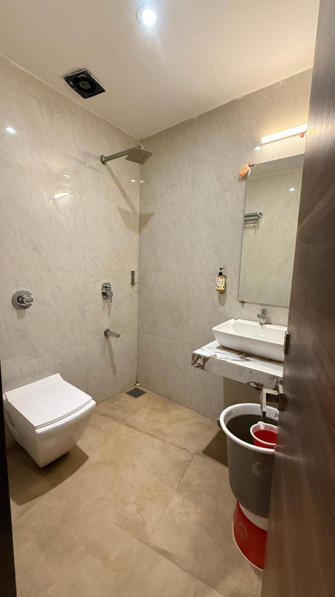 M E R I T O N Hotel T-2 Mumbai Dış mekan fotoğraf